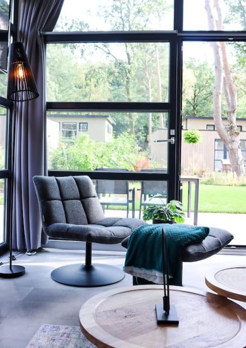 Delightful Luxury 2-Bedroom Holiday Home In Nature Otterlo Bagian luar foto