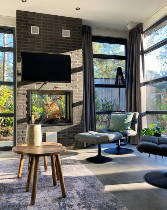 Delightful Luxury 2-Bedroom Holiday Home In Nature Otterlo Bagian luar foto